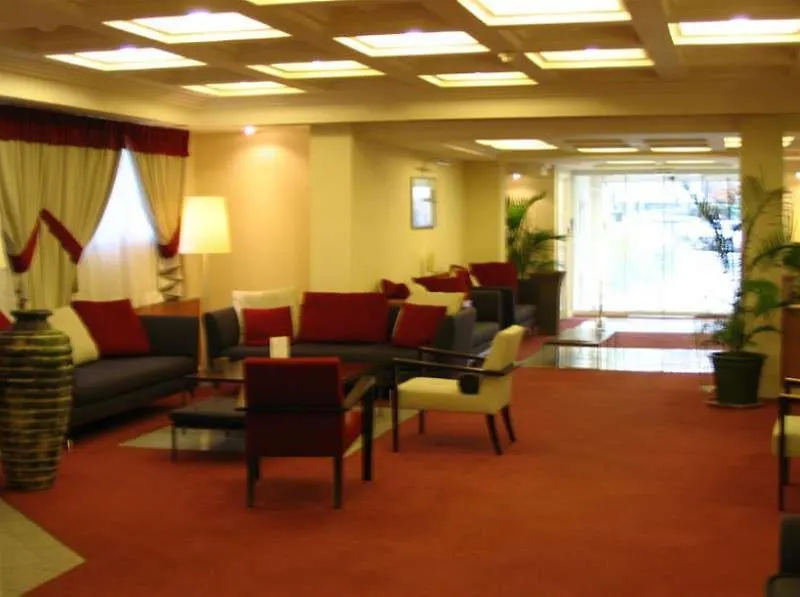 Hotel Le Richemont Paris