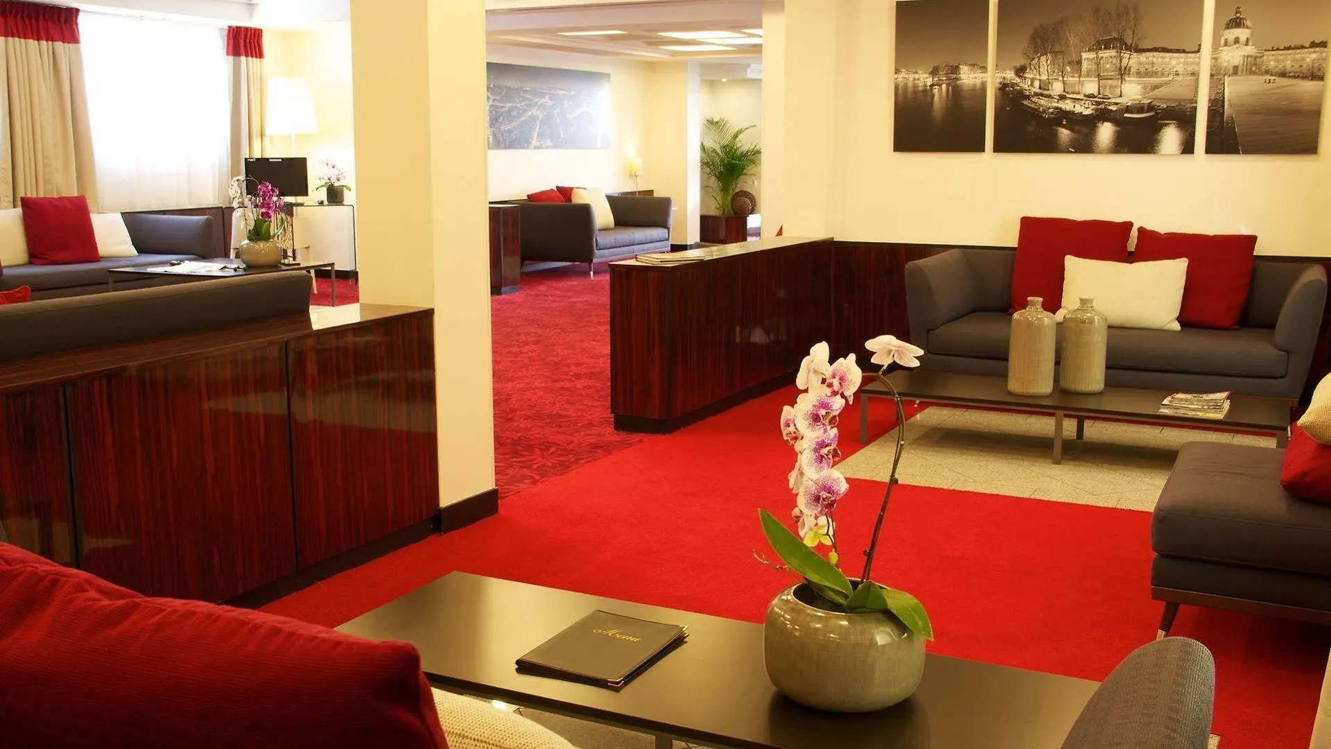 Hotel Le Richemont Paris